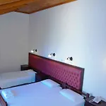 Lorenzo Hotel 2*