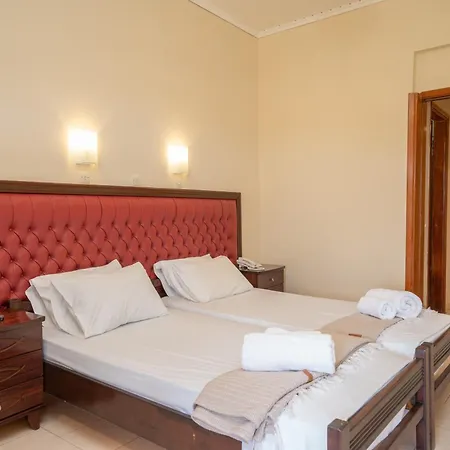 Lorenzo Отель 2*