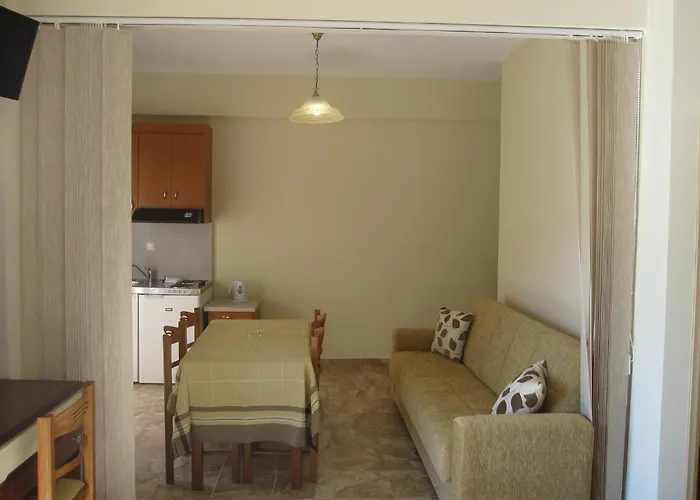 Lorenzo Отель 2*