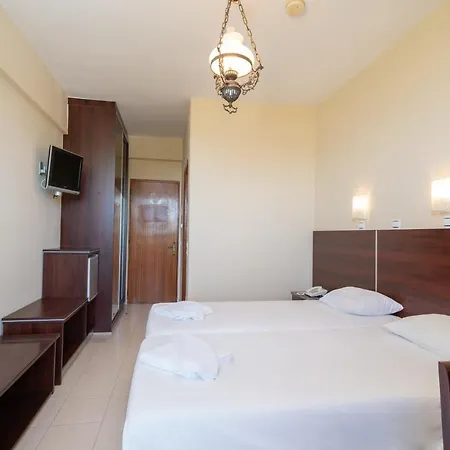 Lorenzo Hotel 2*