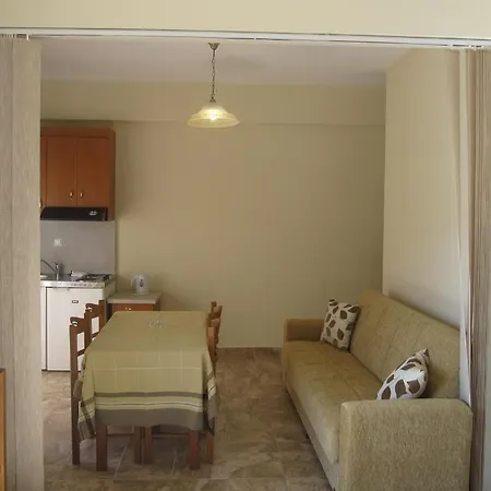 Lorenzo Hotel 2*